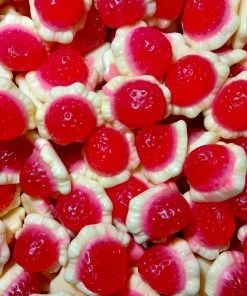 Vidal Filled Strawberries And Cream Lollies